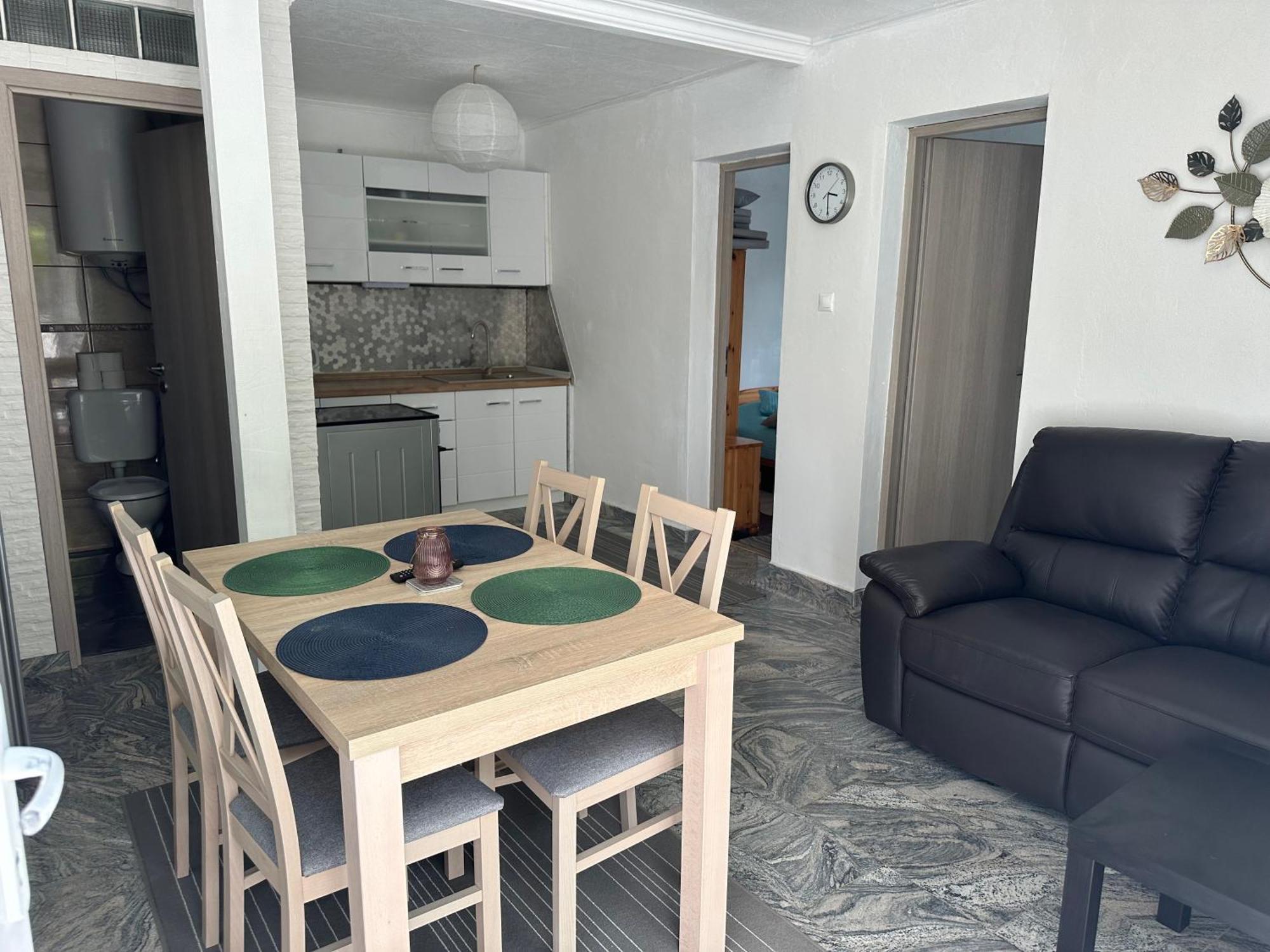 Apartments Novi Vinodolski - Povilska Luaran gambar